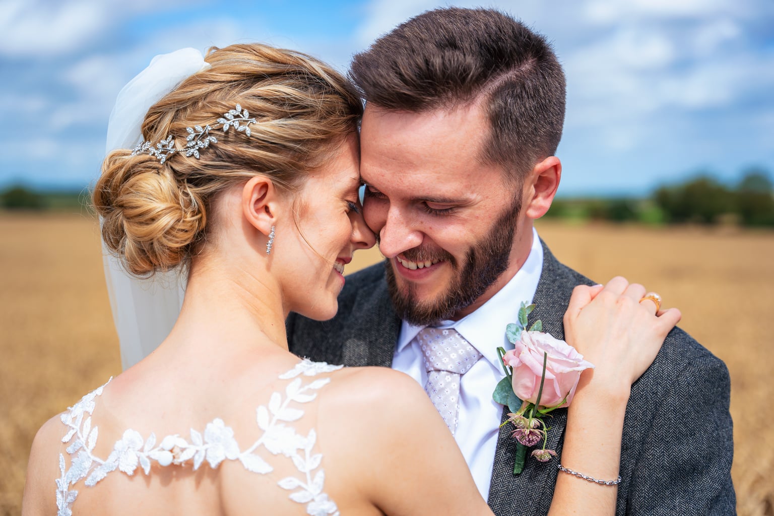 Optimized wedding photo with smart compression